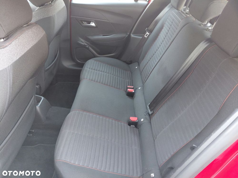 Peugeot 208 - 9