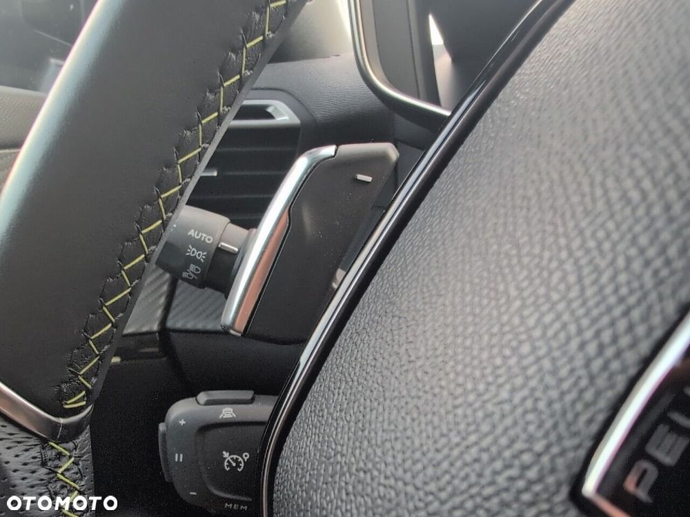 Peugeot 2008 1.2 PureTech GT S&S EAT8 - 16