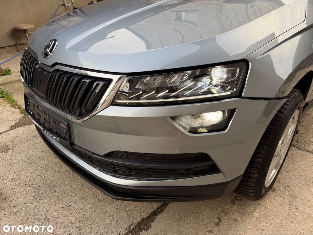 Skoda Karoq 1.0 TSI 4x2 Style DSG - 10