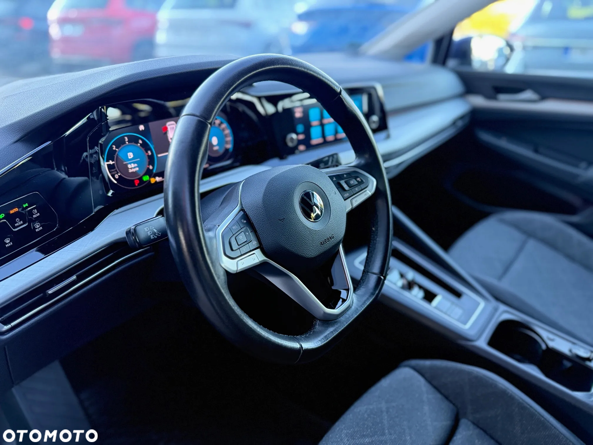 Volkswagen Golf VIII 2.0 TDI Life DSG - 18
