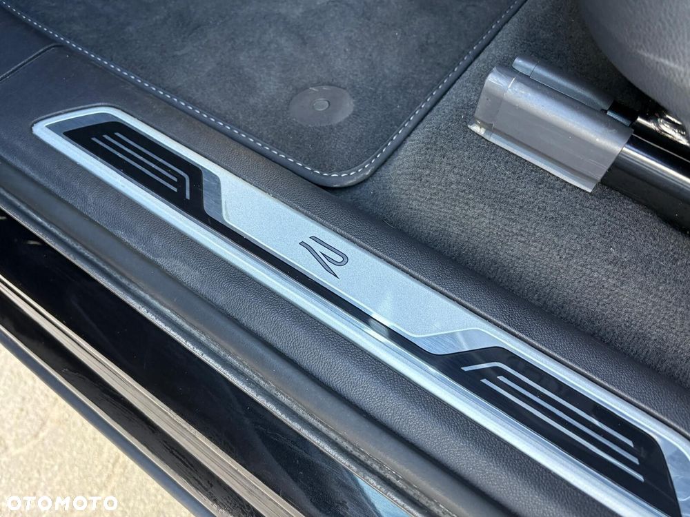 Volkswagen Touareg 3.0 V6 TDI SCR 4Mot R-Line - 28