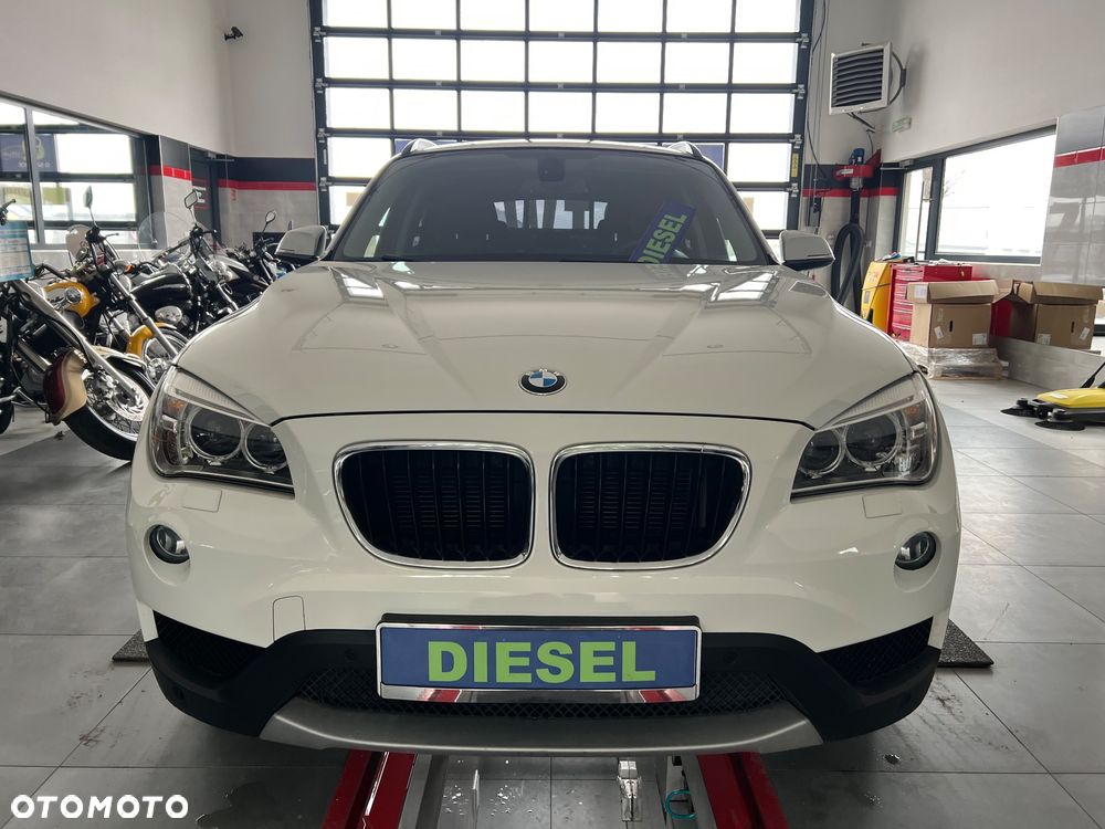 BMW X1 sDrive16d xLine - 12
