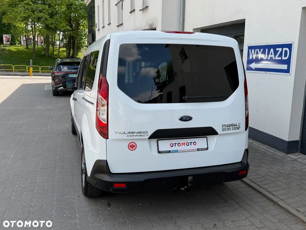 Ford Tourneo Connect Grand - 24