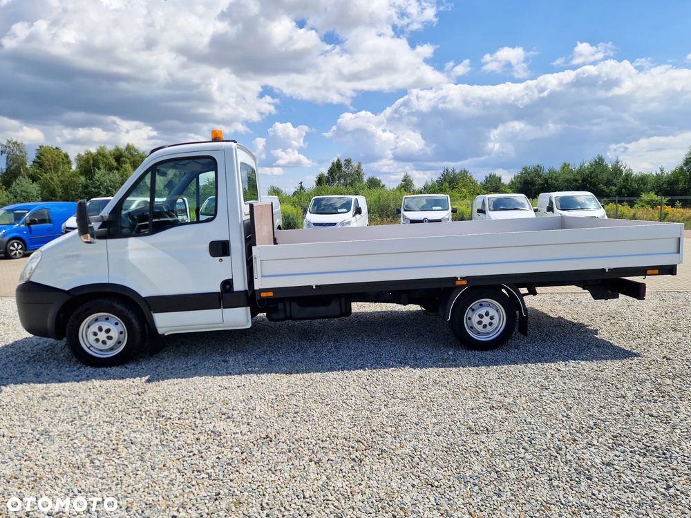 Iveco IVECO 35S13 2,3 HPI 130 KONNA SKRZYNIA 4,2M WEBASTO GWARANCJA - 2
