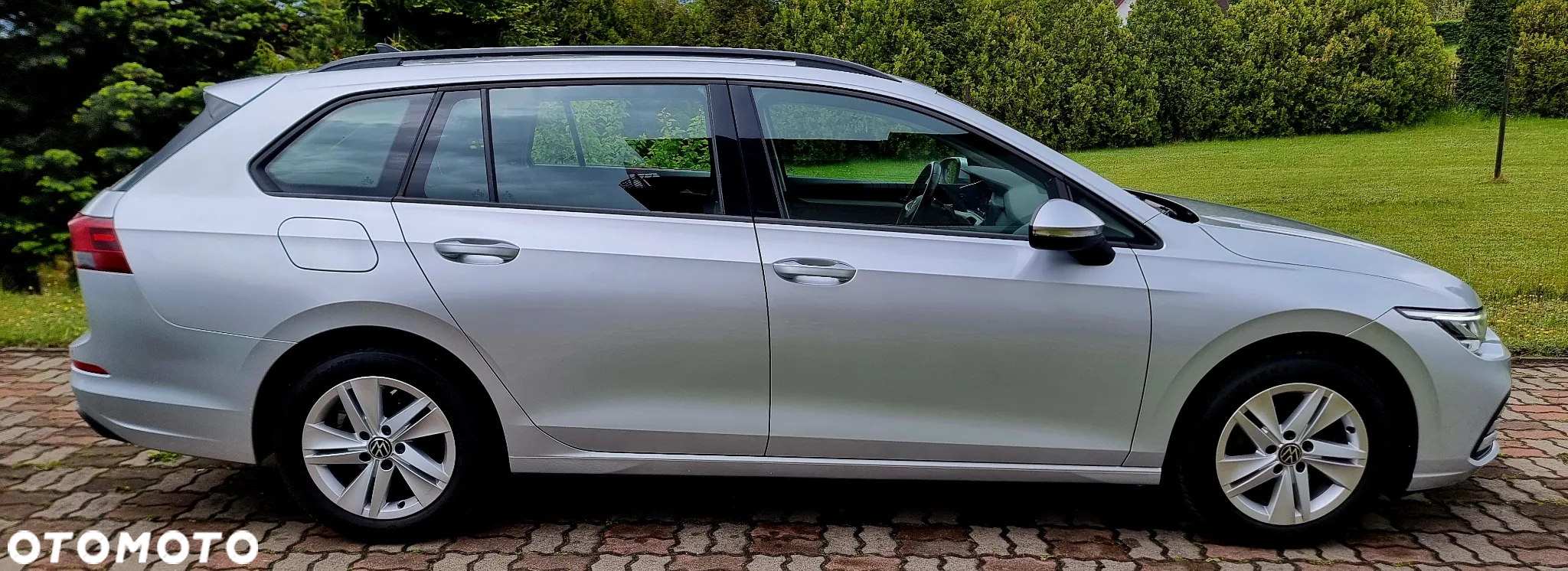Volkswagen Golf - 6