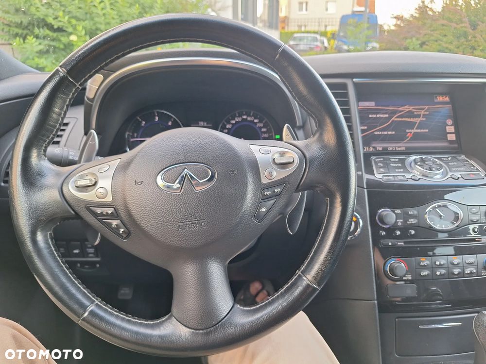 Infiniti FX FX30d S - 5
