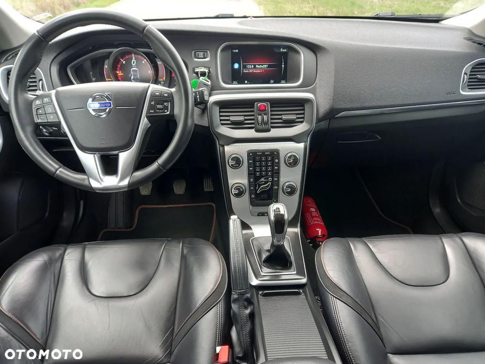 Volvo V40 D2 Ocean Race - 8