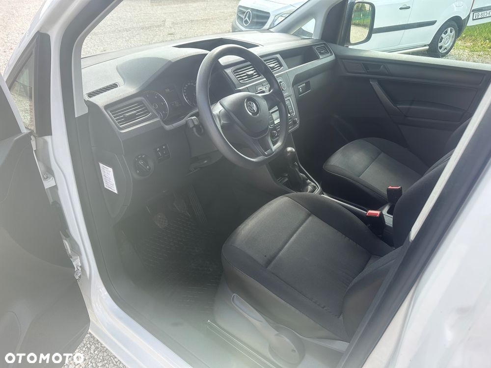 Volkswagen Caddy - 12
