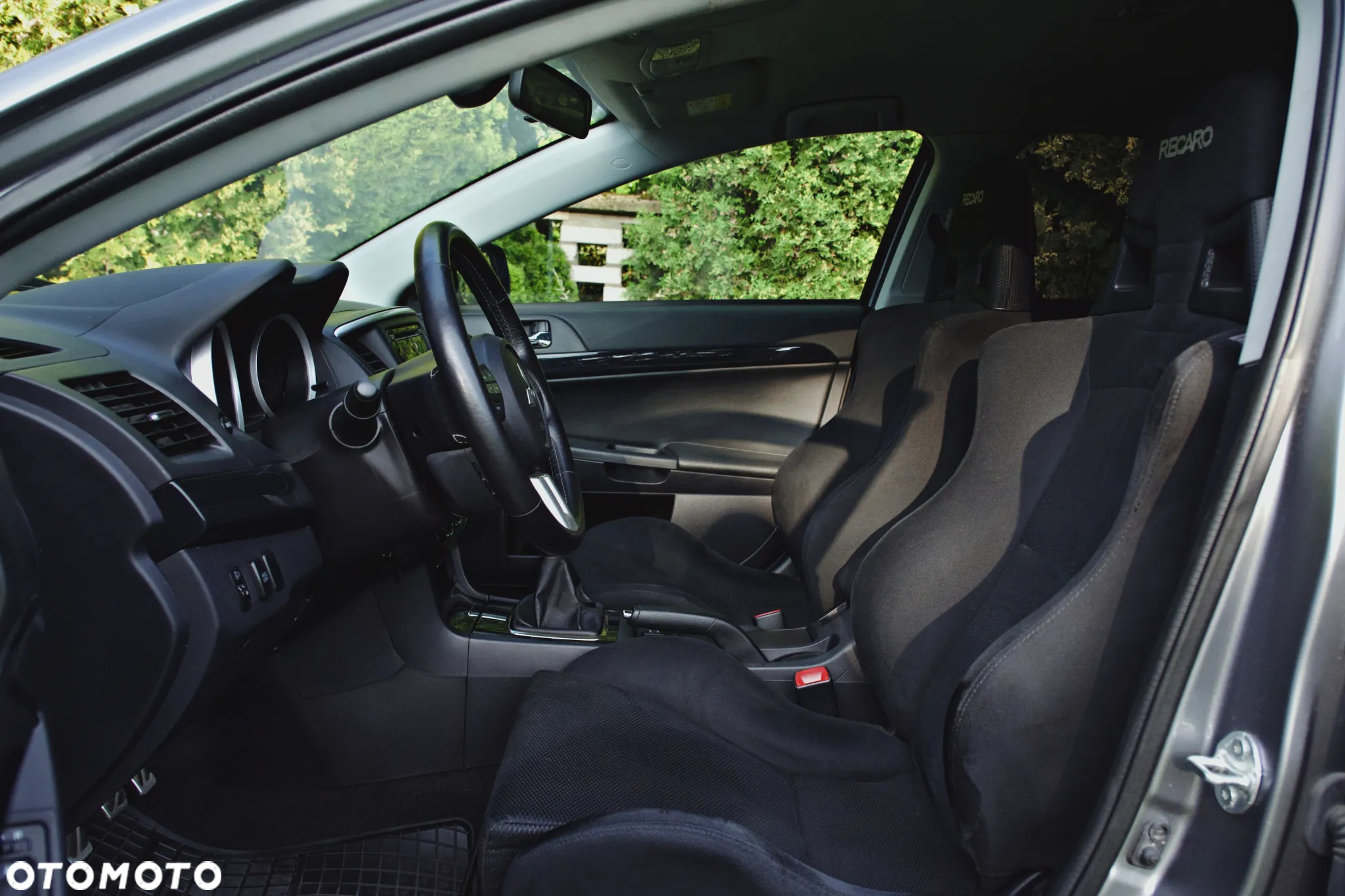 Mitsubishi Lancer Evolution Standard - 4