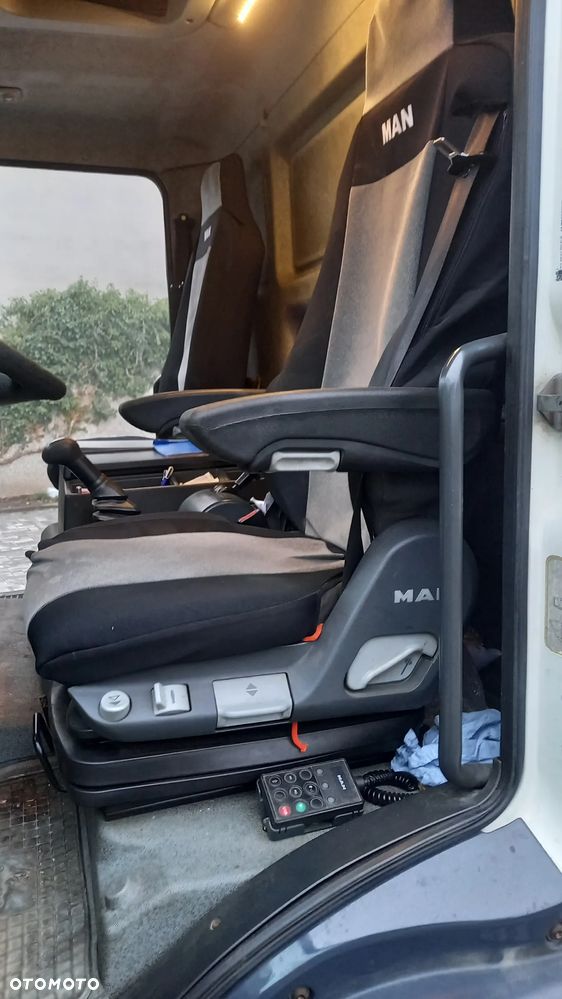 MAN TGL 12.180 4X2 BL - 7