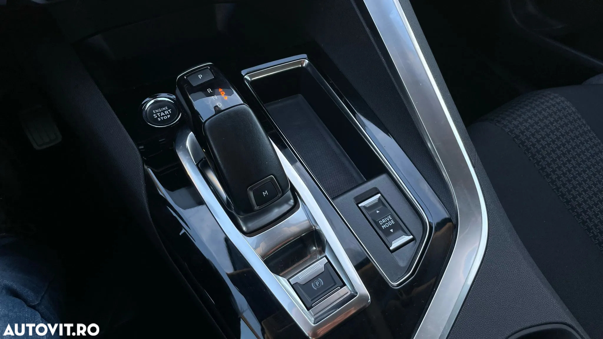 Peugeot 3008 - 18