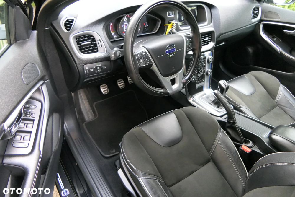 Volvo V40 D2 RDesign - 28