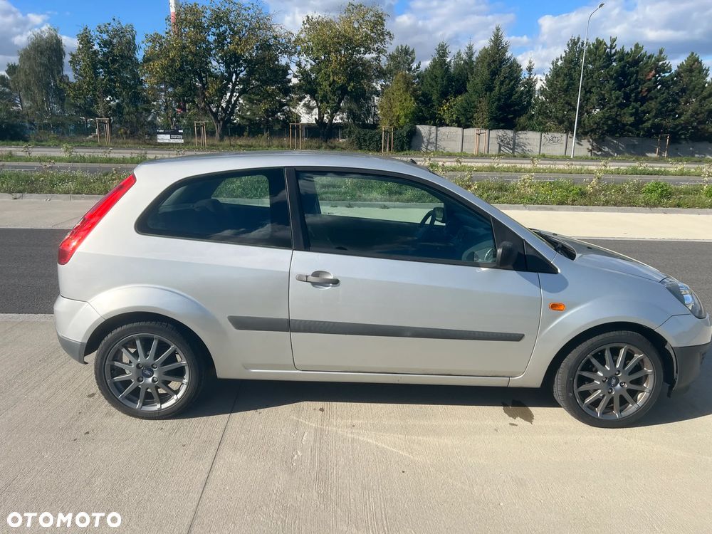 Ford Fiesta 1.3 - 14