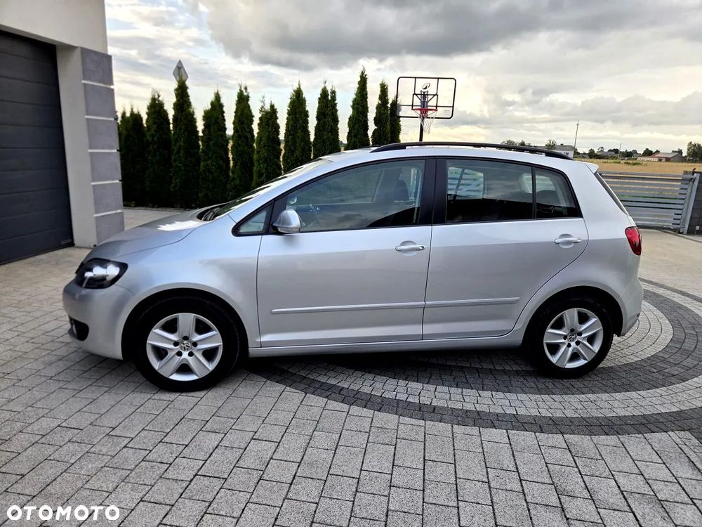 Volkswagen Golf Plus - 11
