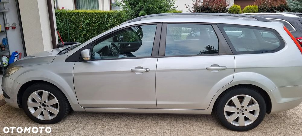 Ford Focus 1.6 TDCi Ambiente - 2