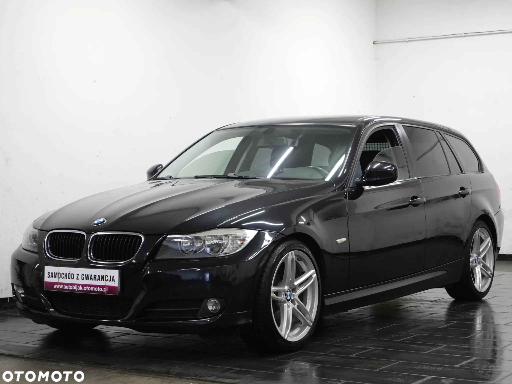 BMW Seria 3 320d DPF Touring - 2
