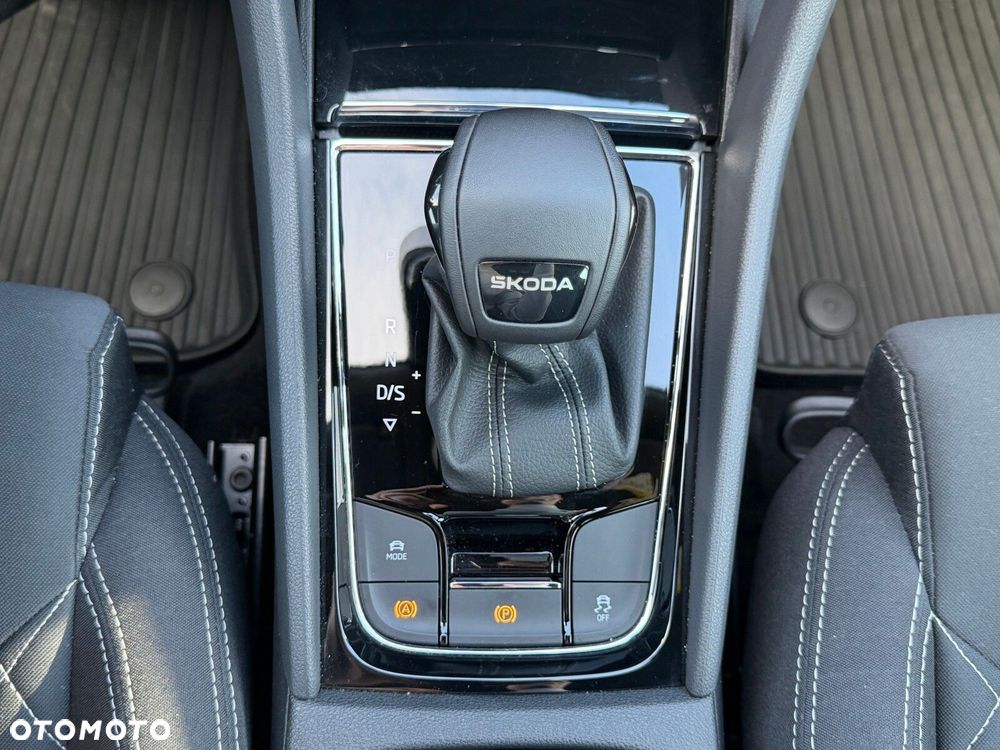 Skoda Karoq 1.5 TSI ACT Sportline DSG - 37