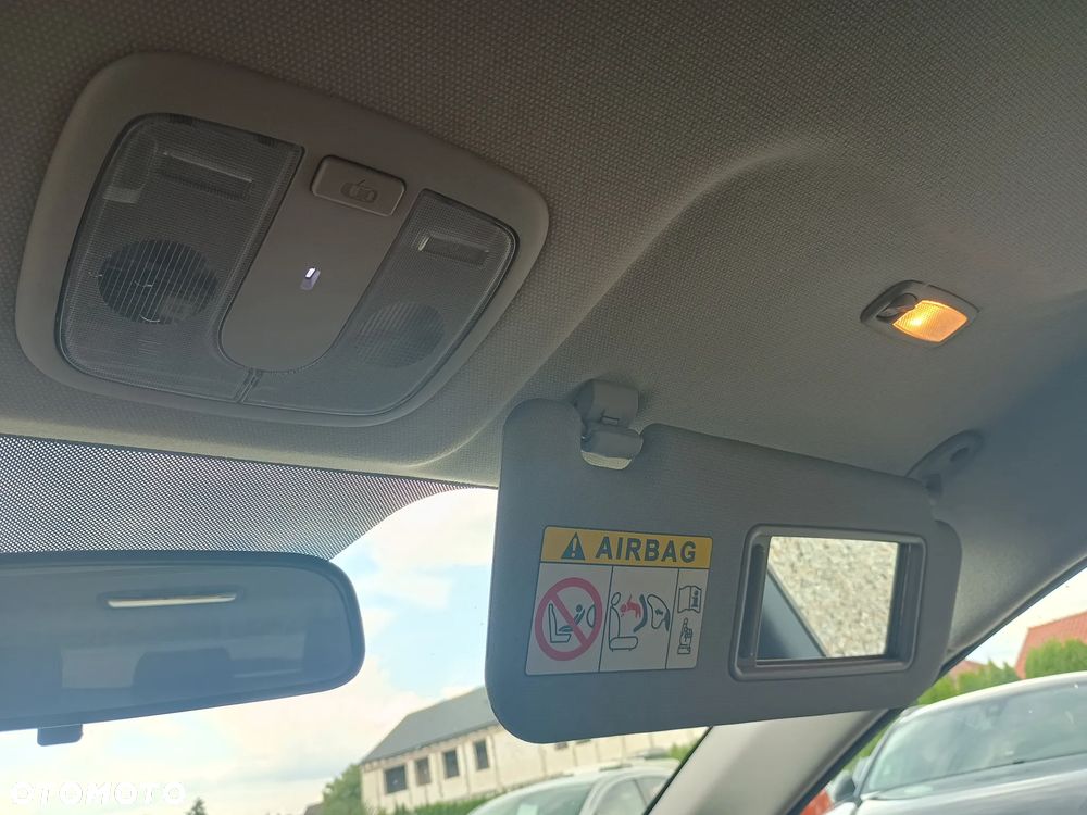 Kia Rio 1.2 Attract - 28