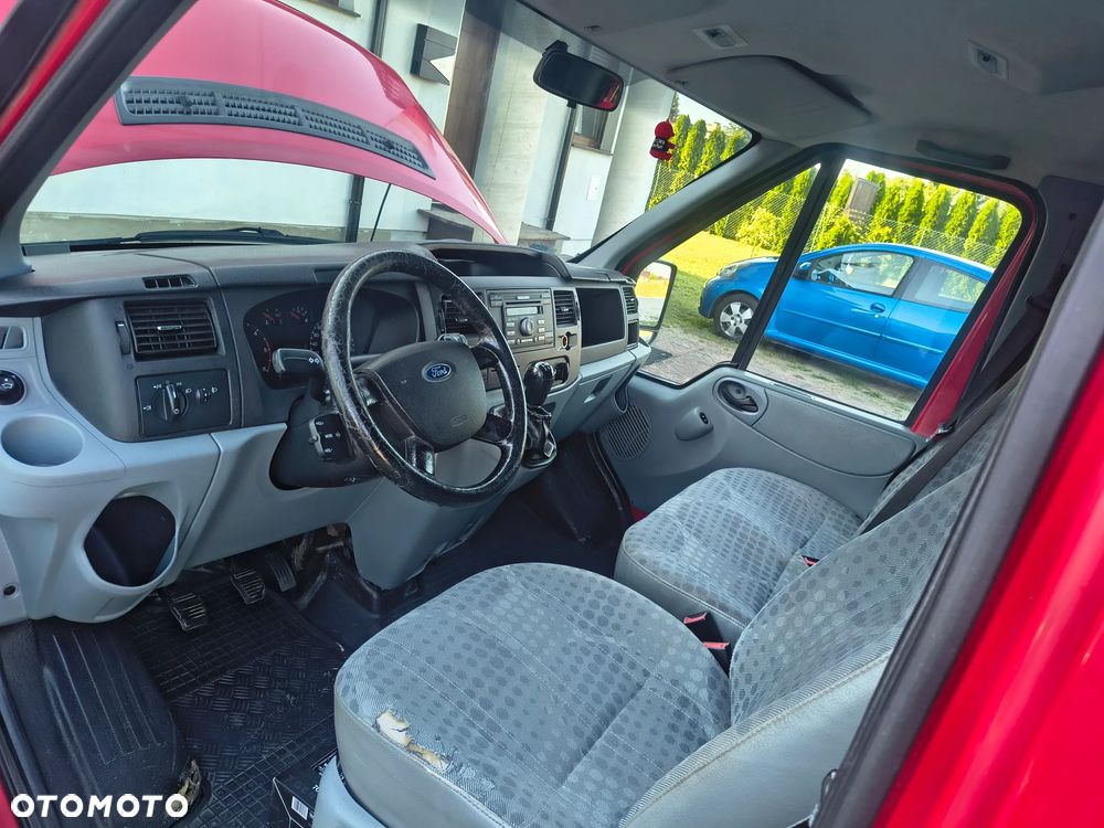 Ford Transit - 9