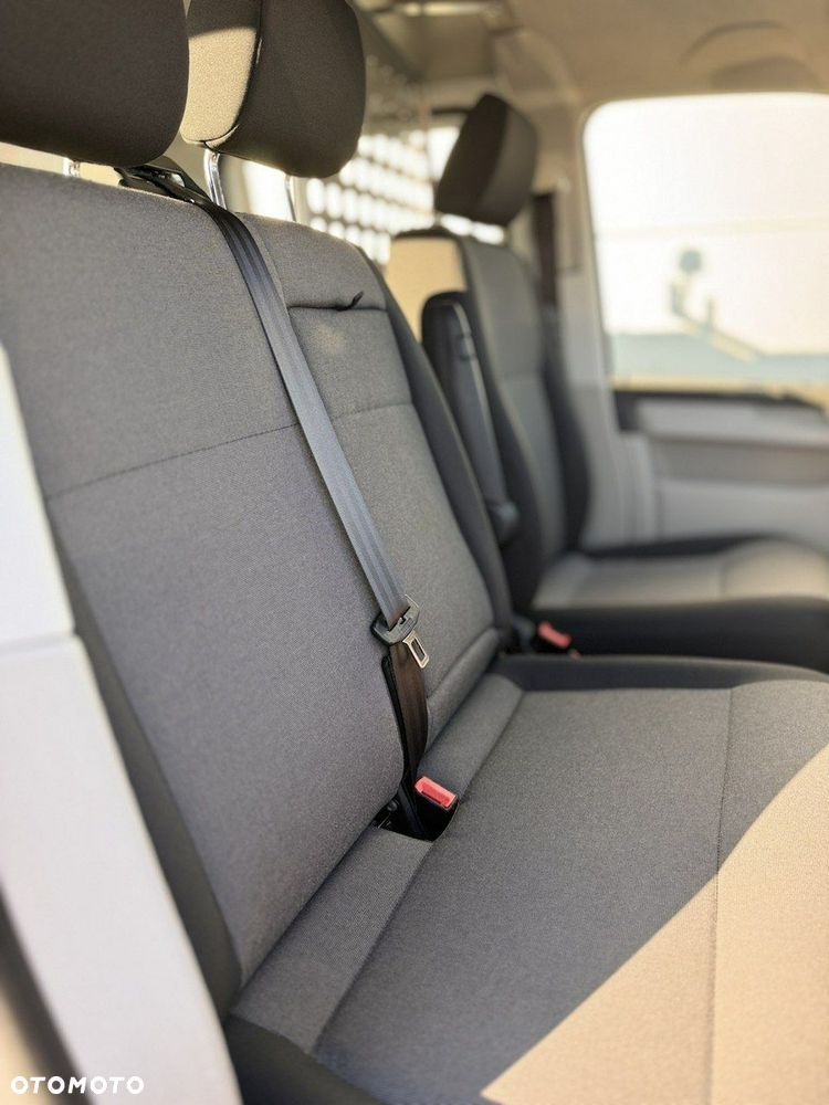 Volkswagen Transporter - 26