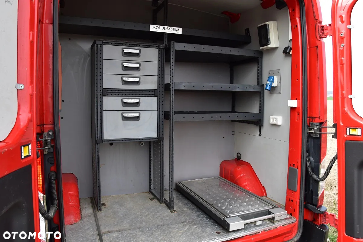 Ford TRANSIT 350 L3H2 LIFT PO DUŻYM SERWISIE W ASO - 16