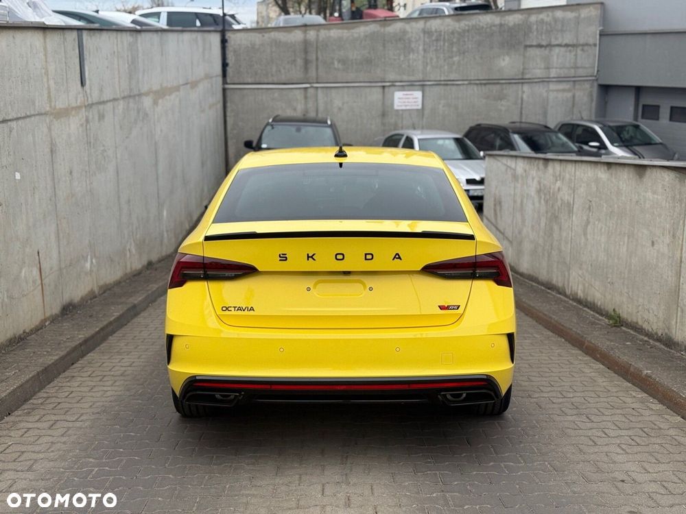 Skoda Octavia 2.0 TSI RS DSG - 6