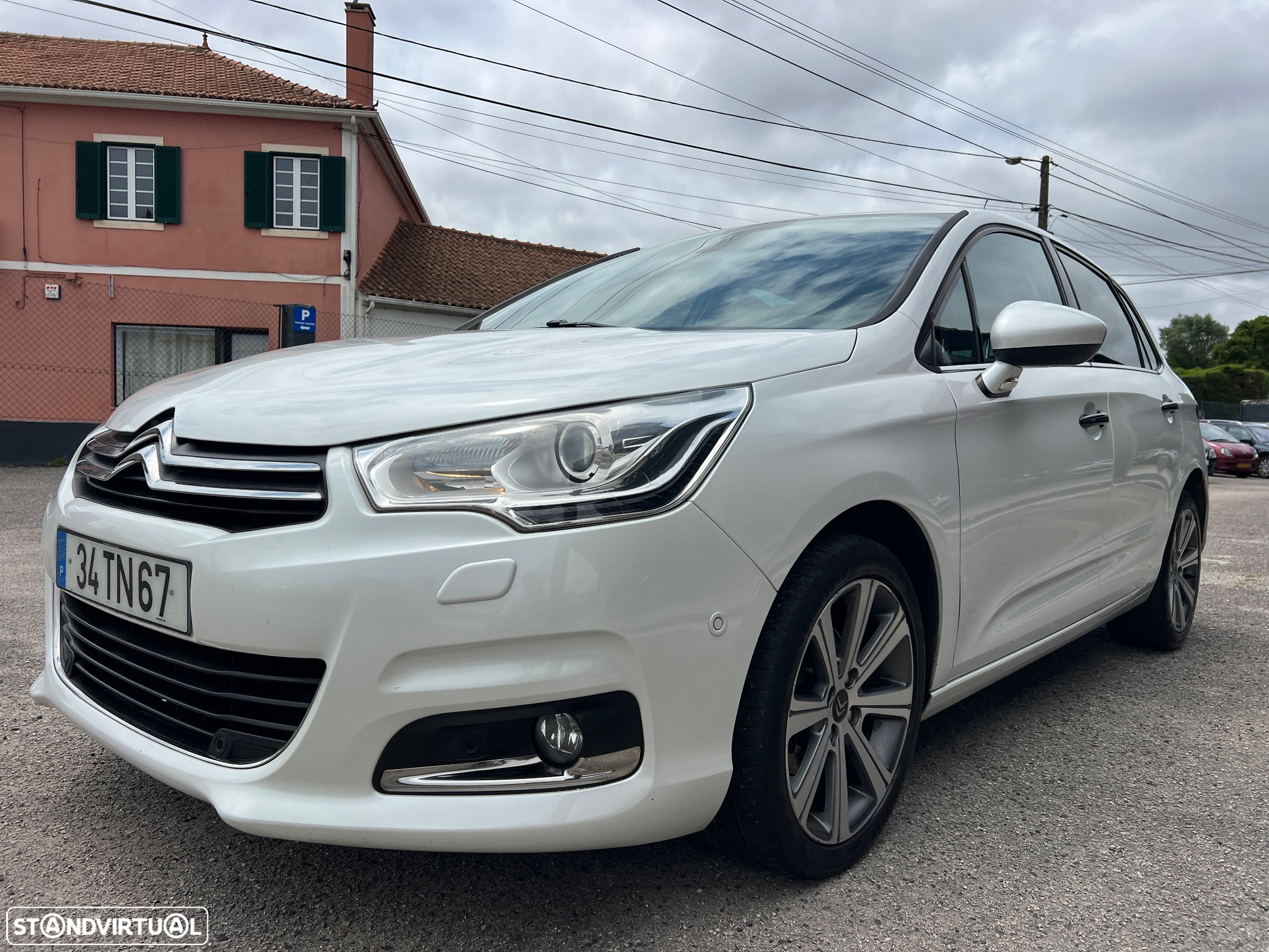 Citroën C4 1.6 BlueHDi Shine - 23