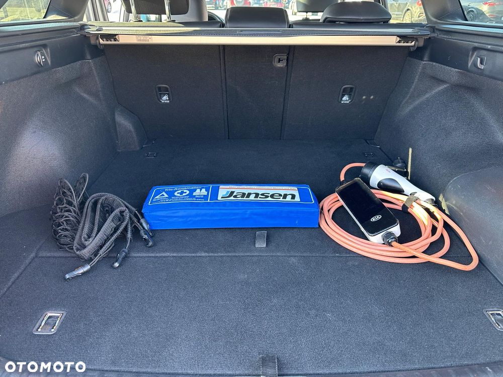 Kia Ceed 1.6 GDI DCT OPF Platinum Edition - 16