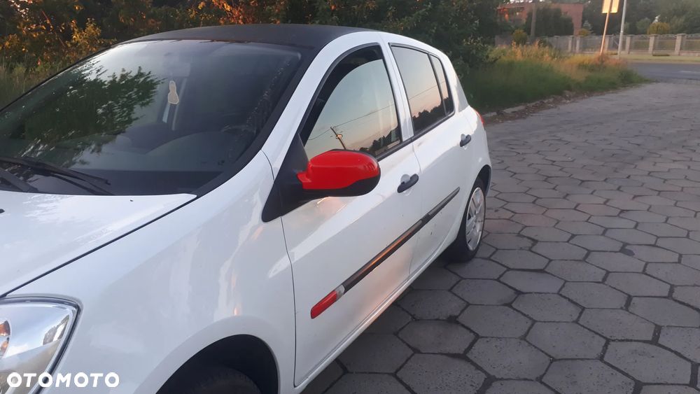 Renault Clio 1.2 16V Expression - 10