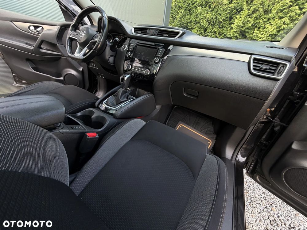 Nissan Qashqai 1.3 DIG-T DCT N-CONNECTA - 15