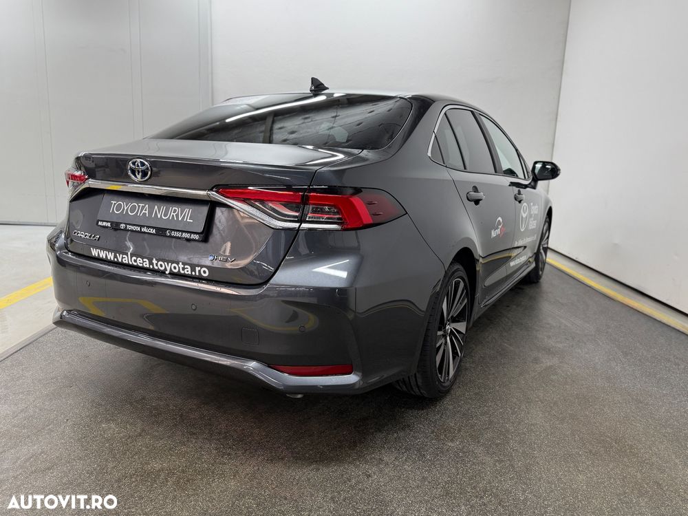 Toyota Corolla 1.8 HEV Dynamic - 6