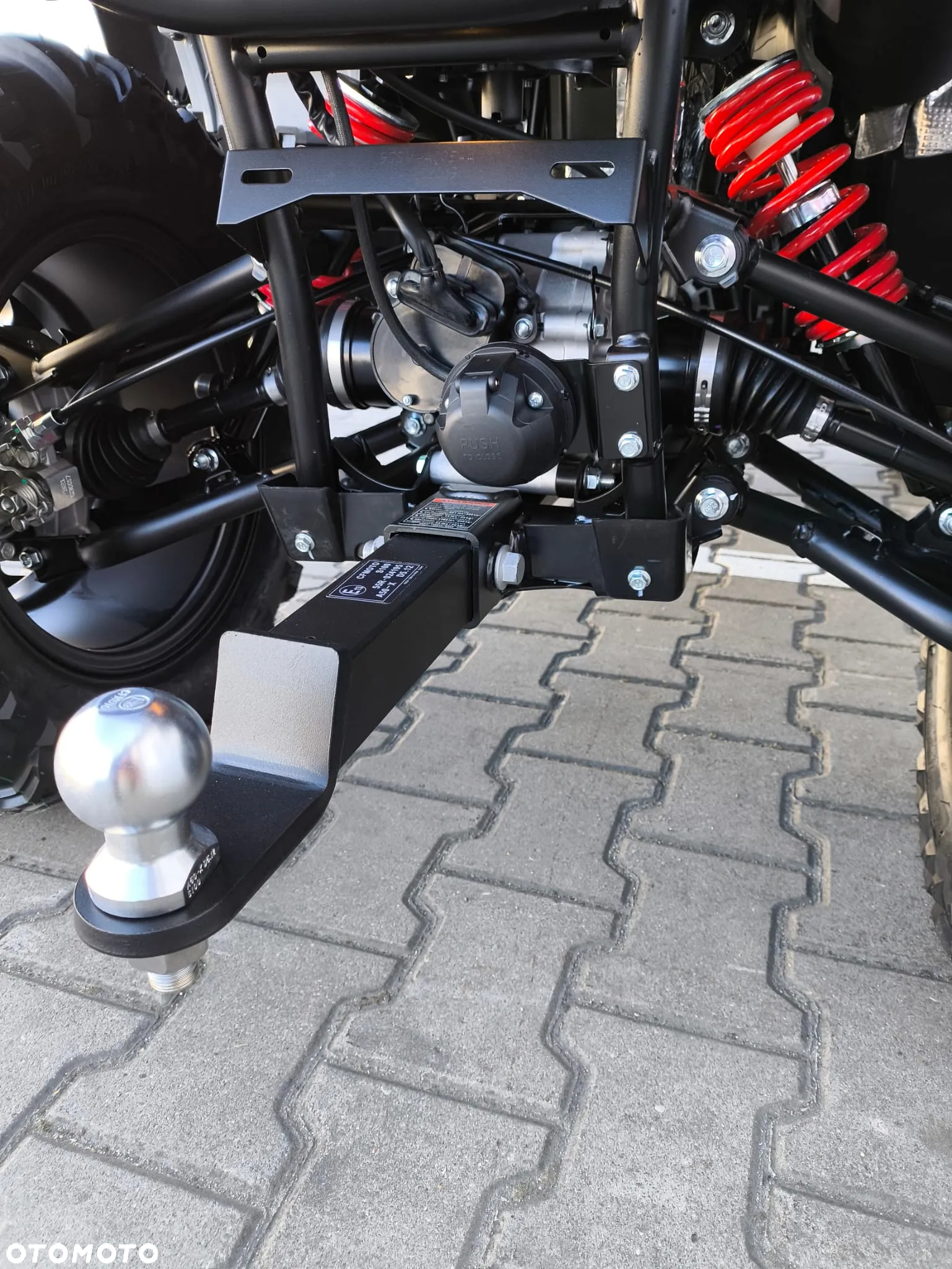 CFMoto CForce - 10