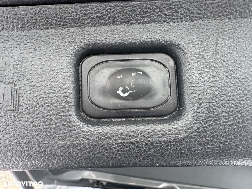 Ford S-Max 2.0 EcoBlue Allrad Aut. ST-Line - 14