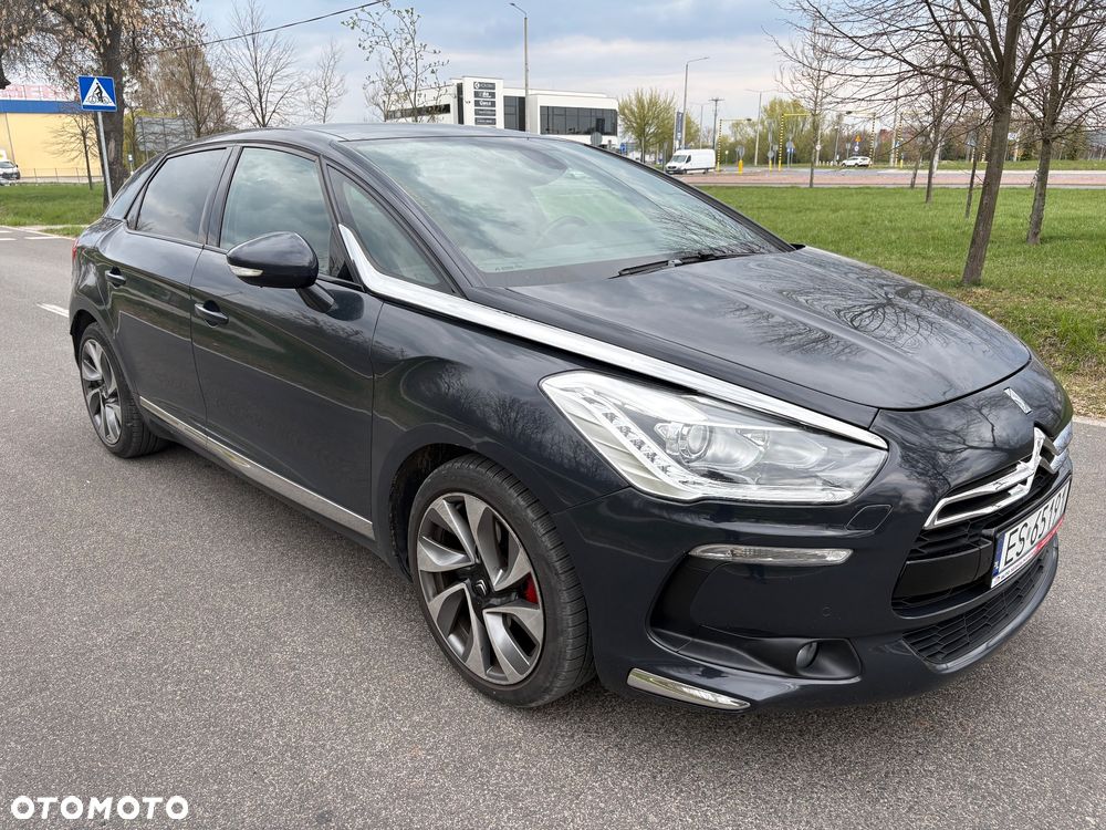 Citroën DS5 1.6 e-HDi Chic MCP - 6