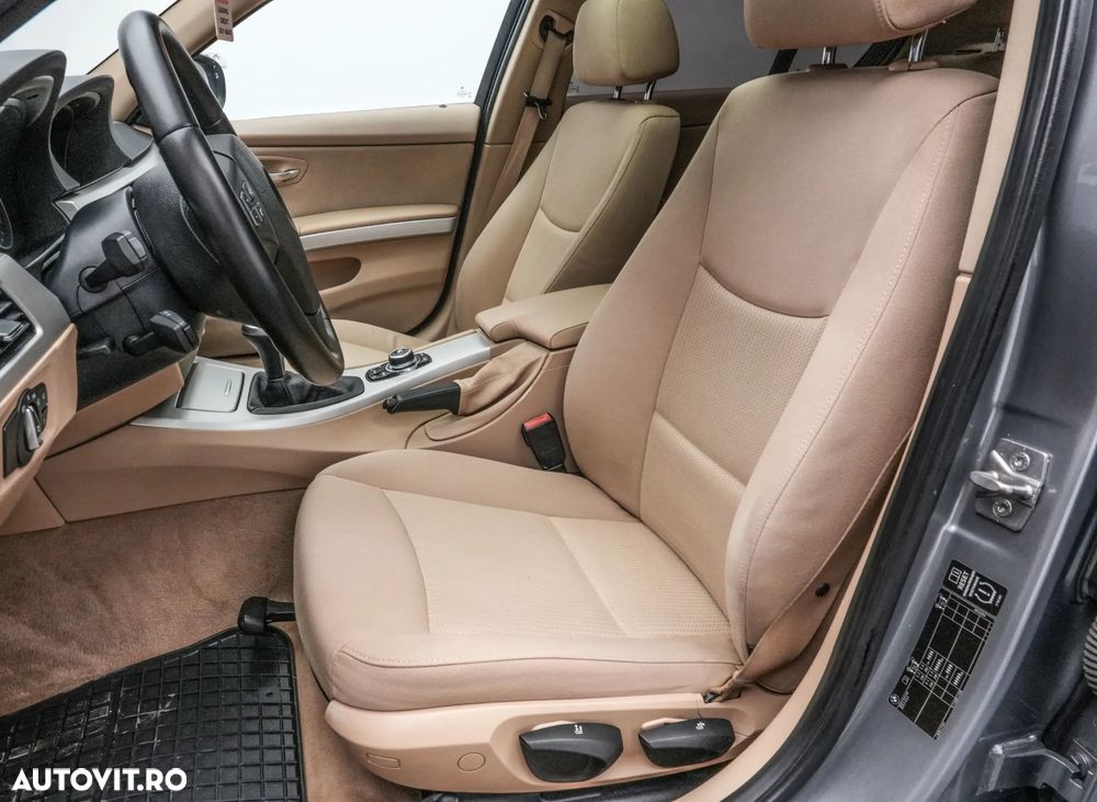 BMW Seria 3 320d EfficientDynamics Edition - 14