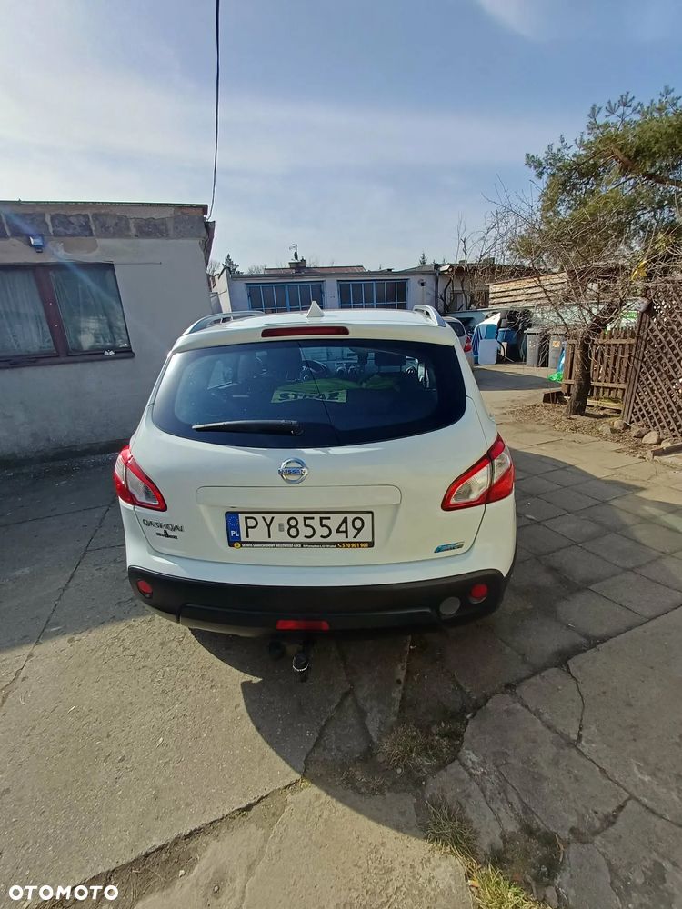 Nissan Qashqai - 2