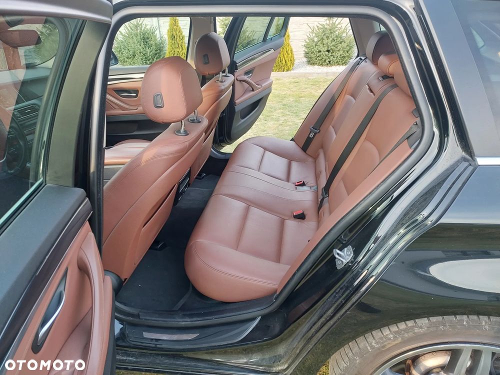 BMW Seria 5 520d xDrive Luxury Line - 15