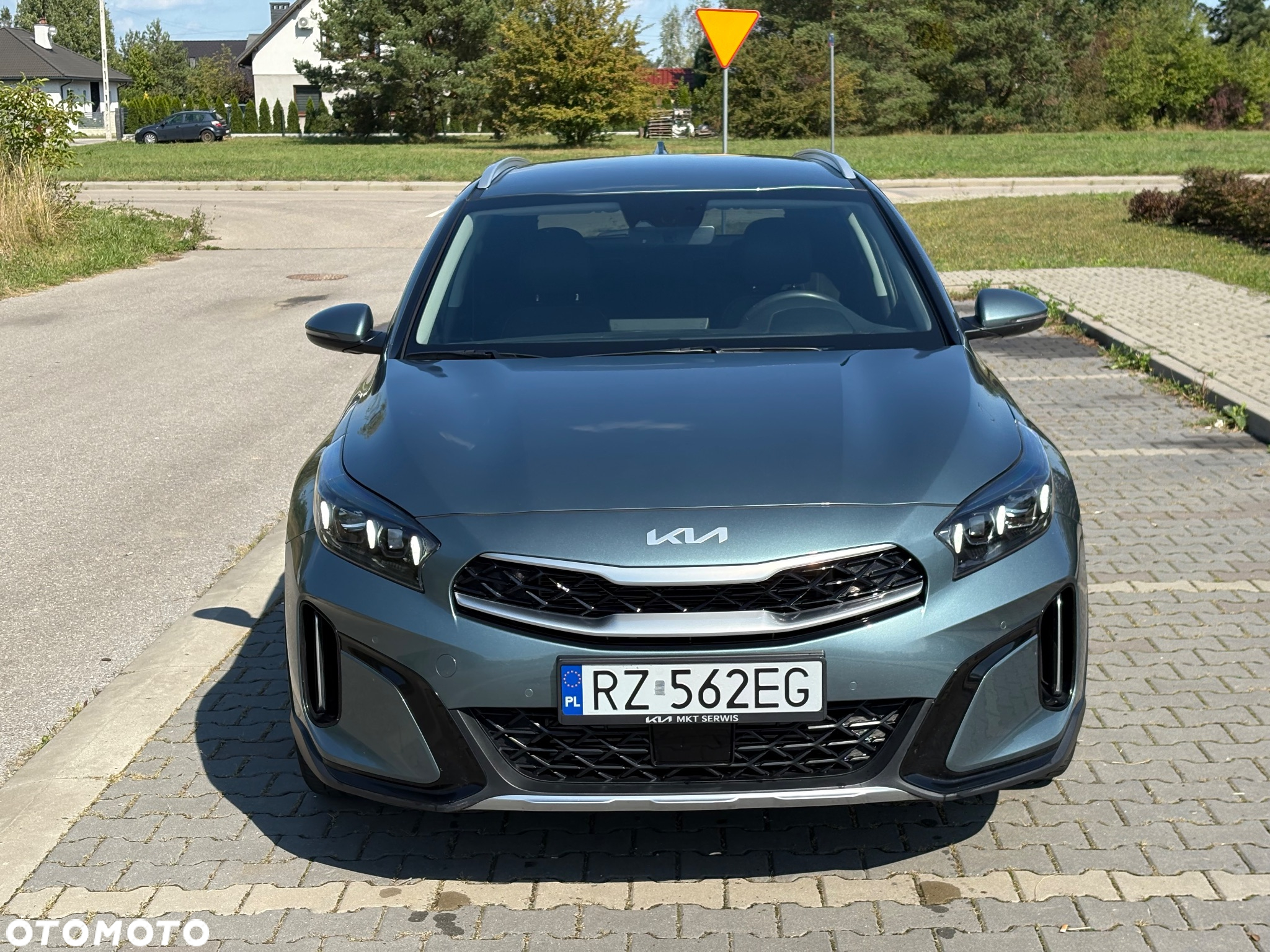Kia XCeed 1.5 T-GDI Business Line DCT - 3