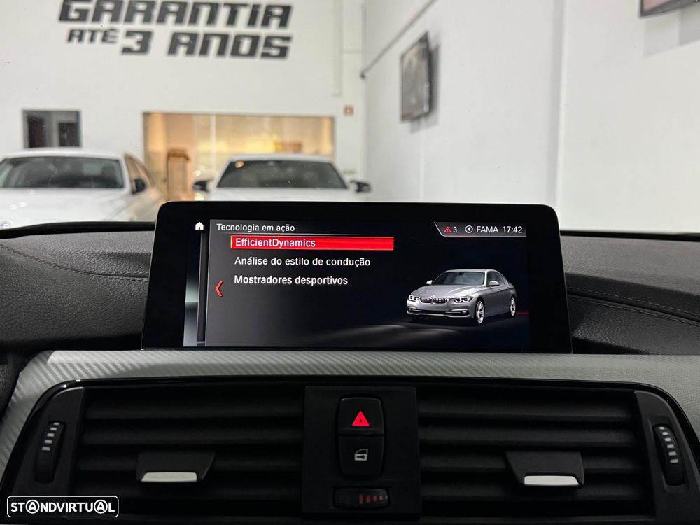 BMW 320 i Pack M Auto - 35