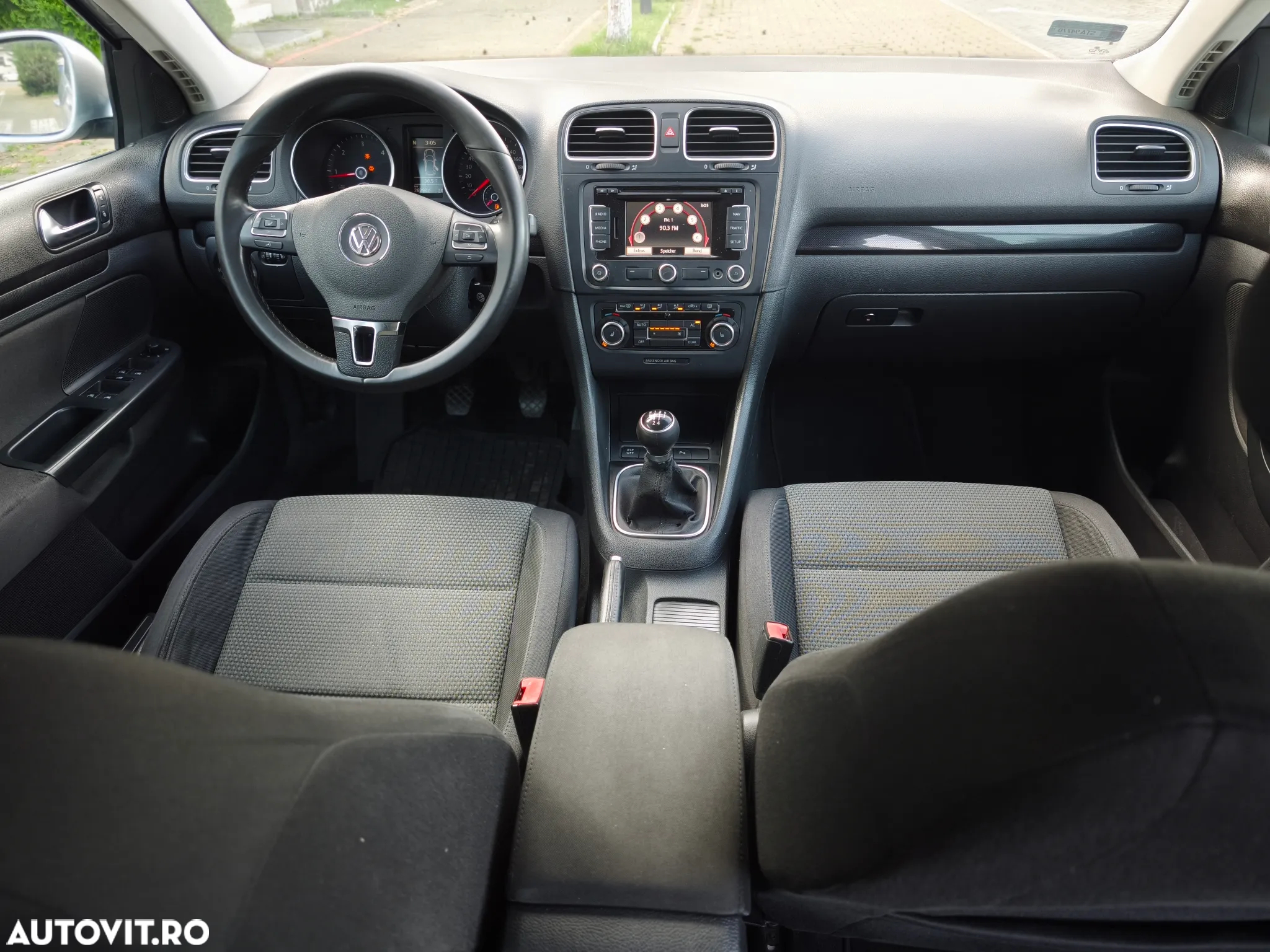 Volkswagen Golf 1.6 TDI BlueMotion Technology Comfortline - 6