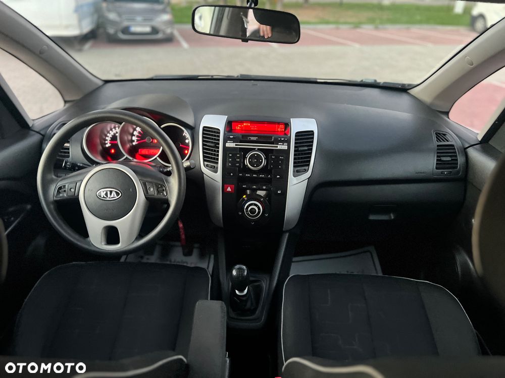 Kia Venga 1.4 M - 10