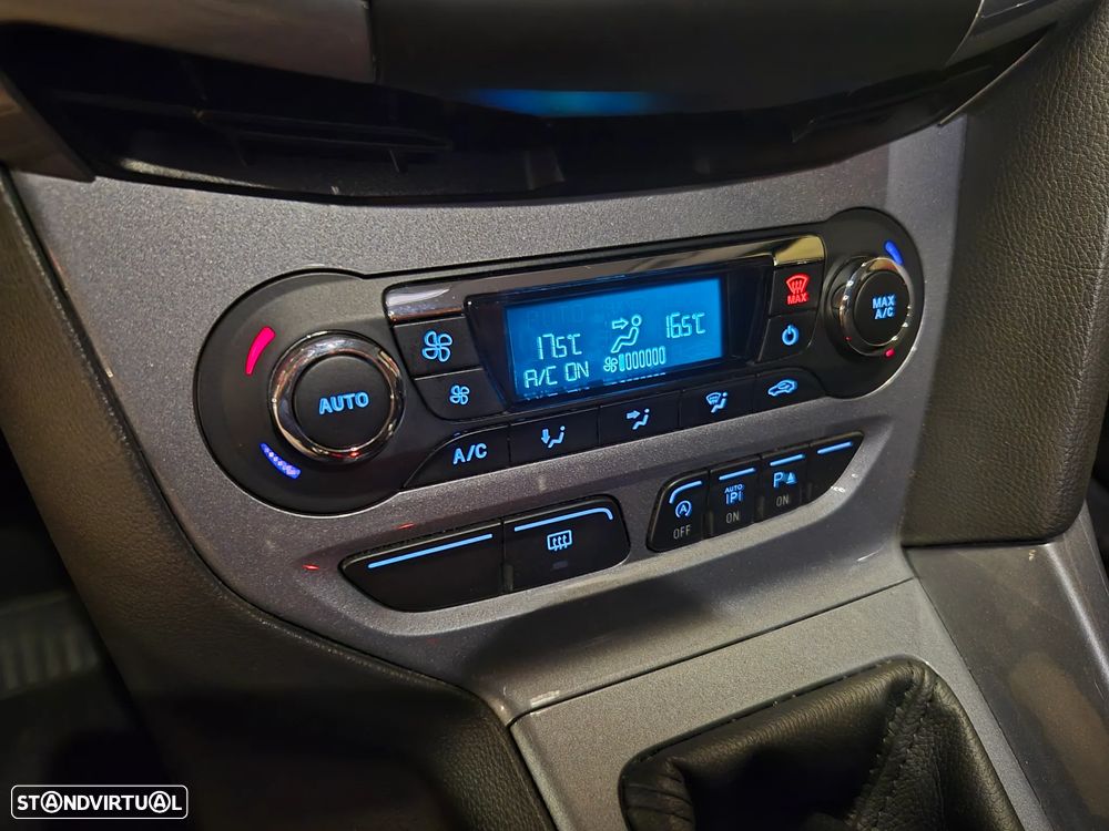 Ford Focus SW 1.6 TDCi Titanium Best - 18