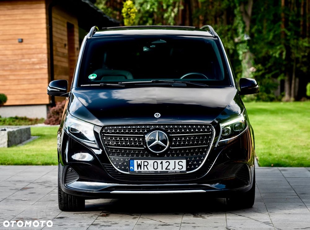 Mercedes-Benz Klasa V 300 d lang 4Matic 9G-TRONIC Exclusive Edition - 28