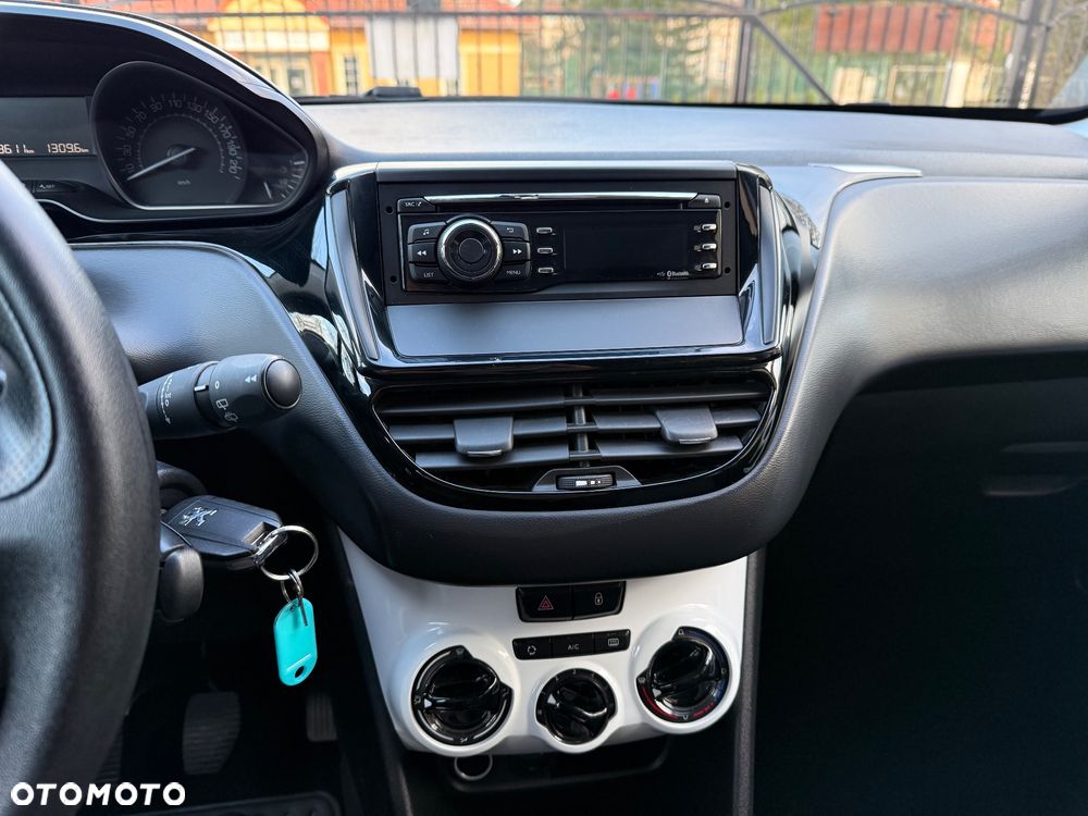 Peugeot 208 PureTech 68 Like - 10