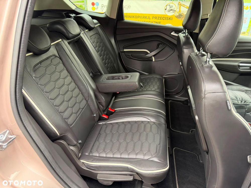 Ford Kuga 1.5 EcoBoost 4x4 Vignale - 12