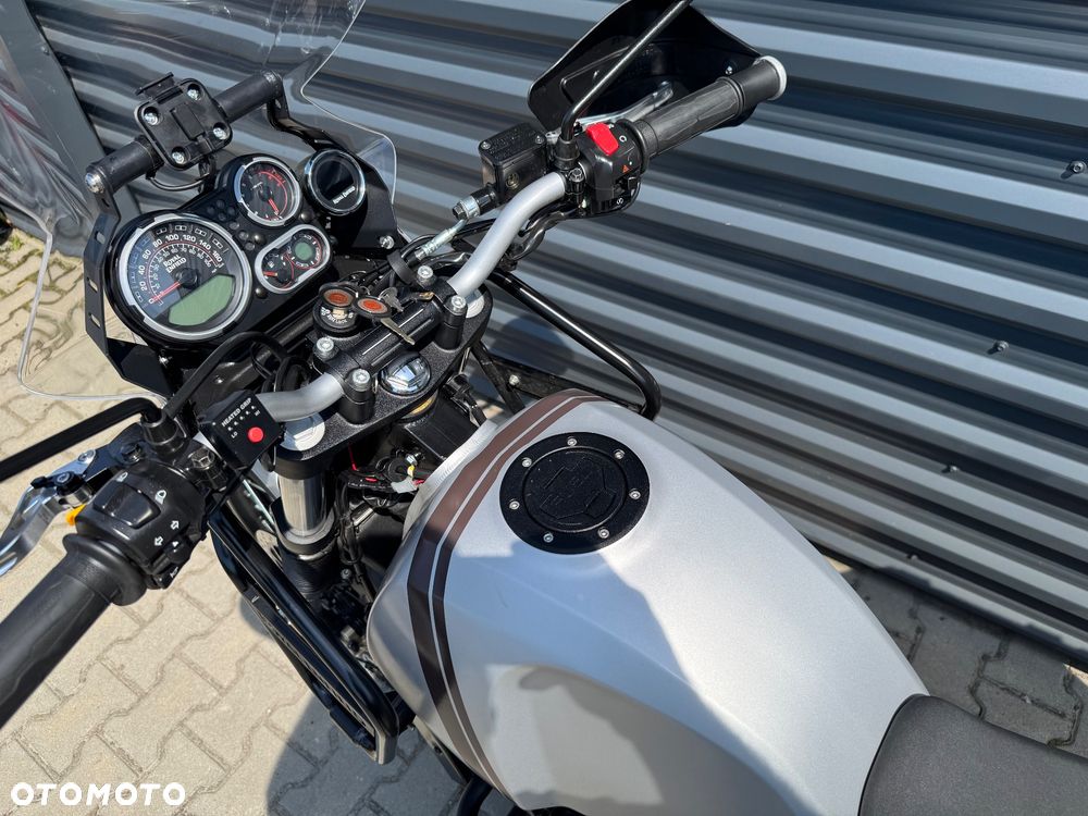 Royal Enfield Himalayan - 12