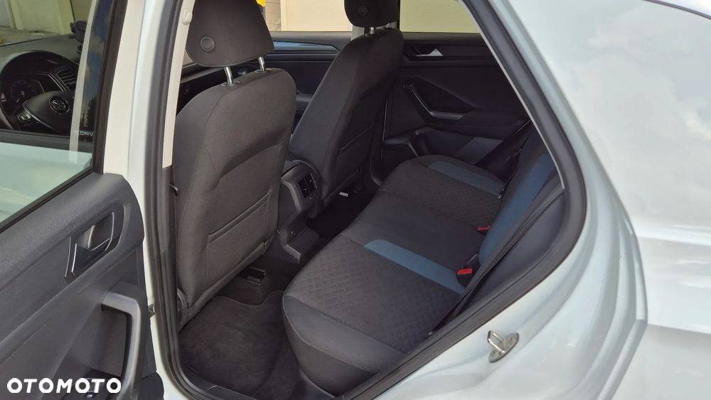 Volkswagen T-Roc 2.0 TDI SCR DSG IQ.DRIVE - 21