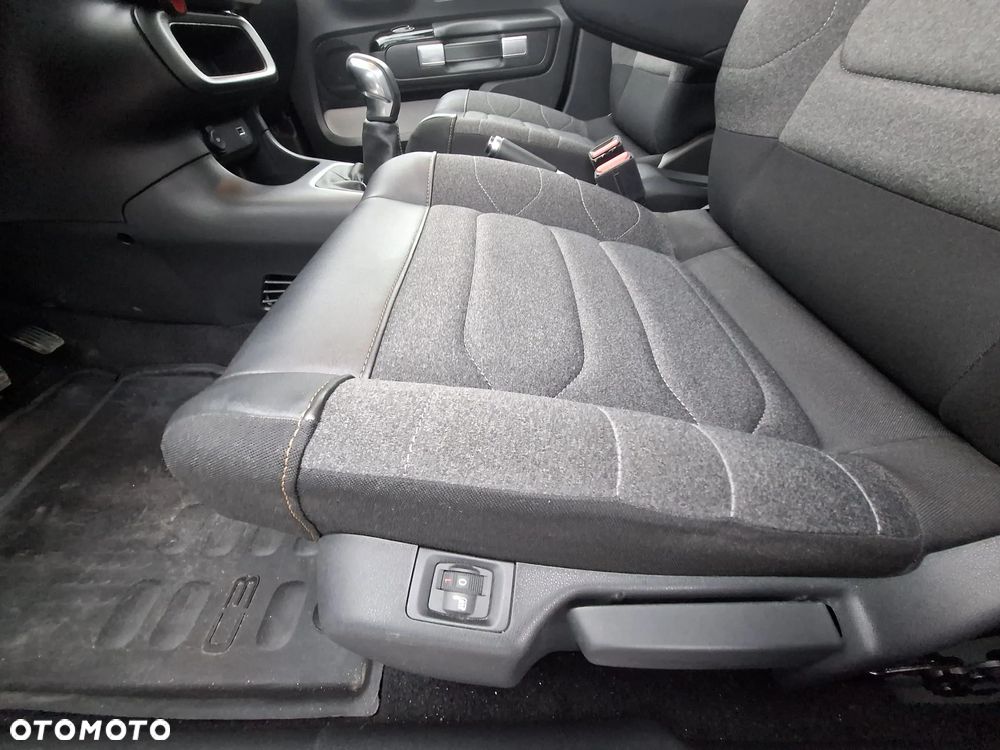 Citroën C3 1.2 PureTech C-Series - 17