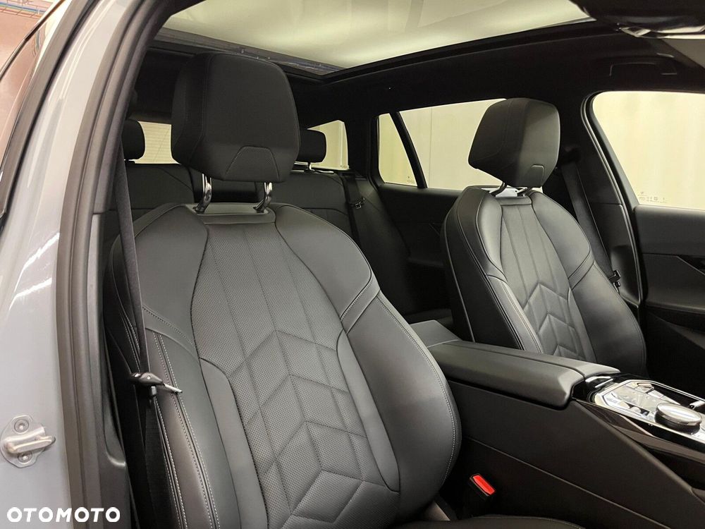 BMW Seria 5 520d xDrive mHEV M Sport - 39