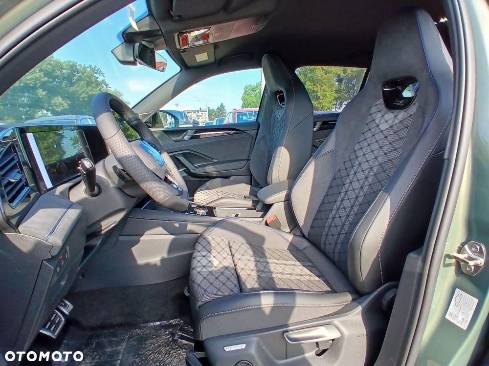 Volkswagen Tiguan - 8